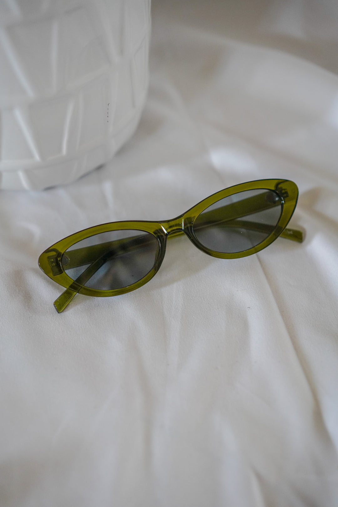 Retro Style Sunglasses Olive